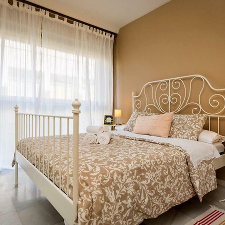 סביליה Hsh Suites Magdalena מראה חיצוני תמונה